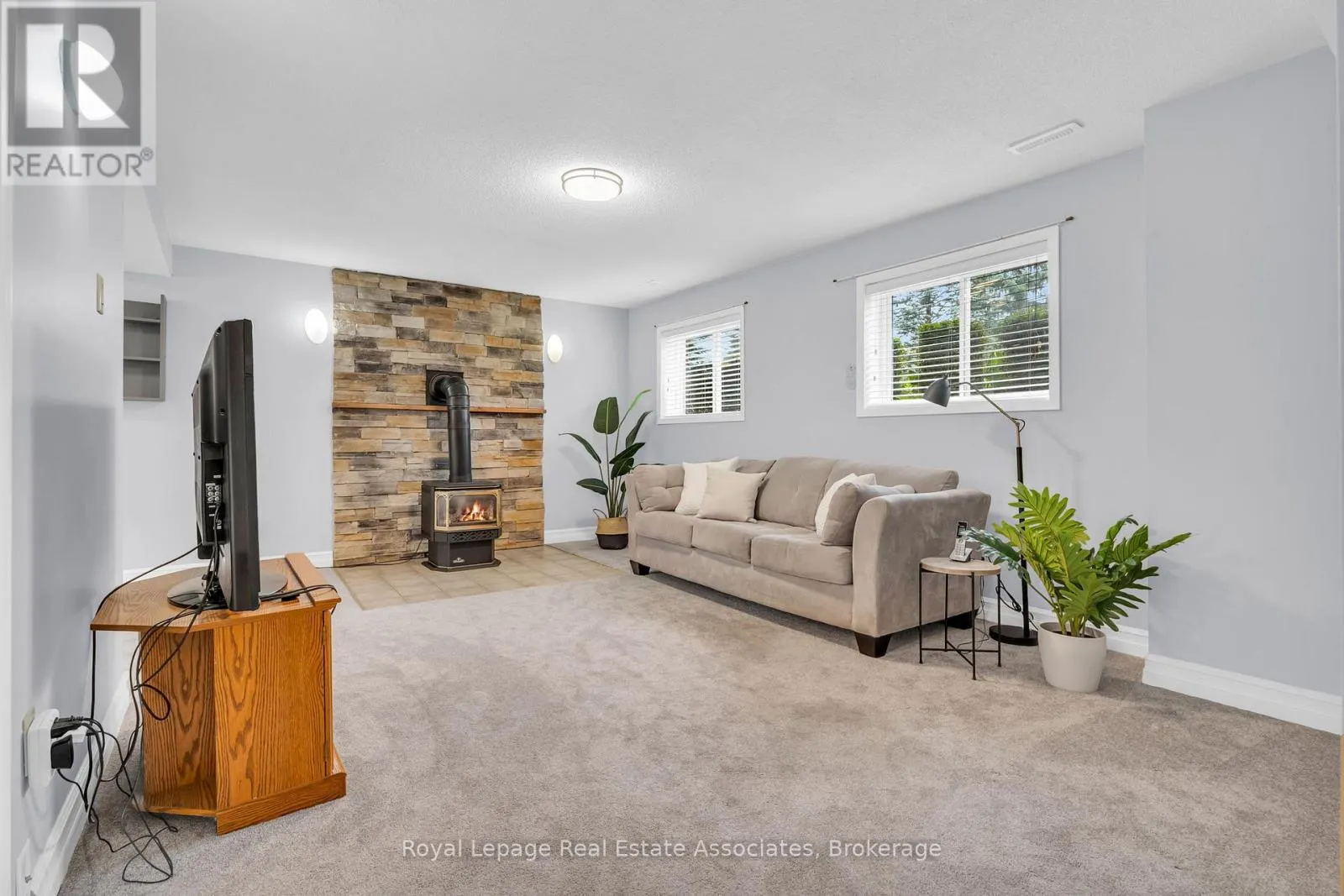 69 GEORGE AVENUE