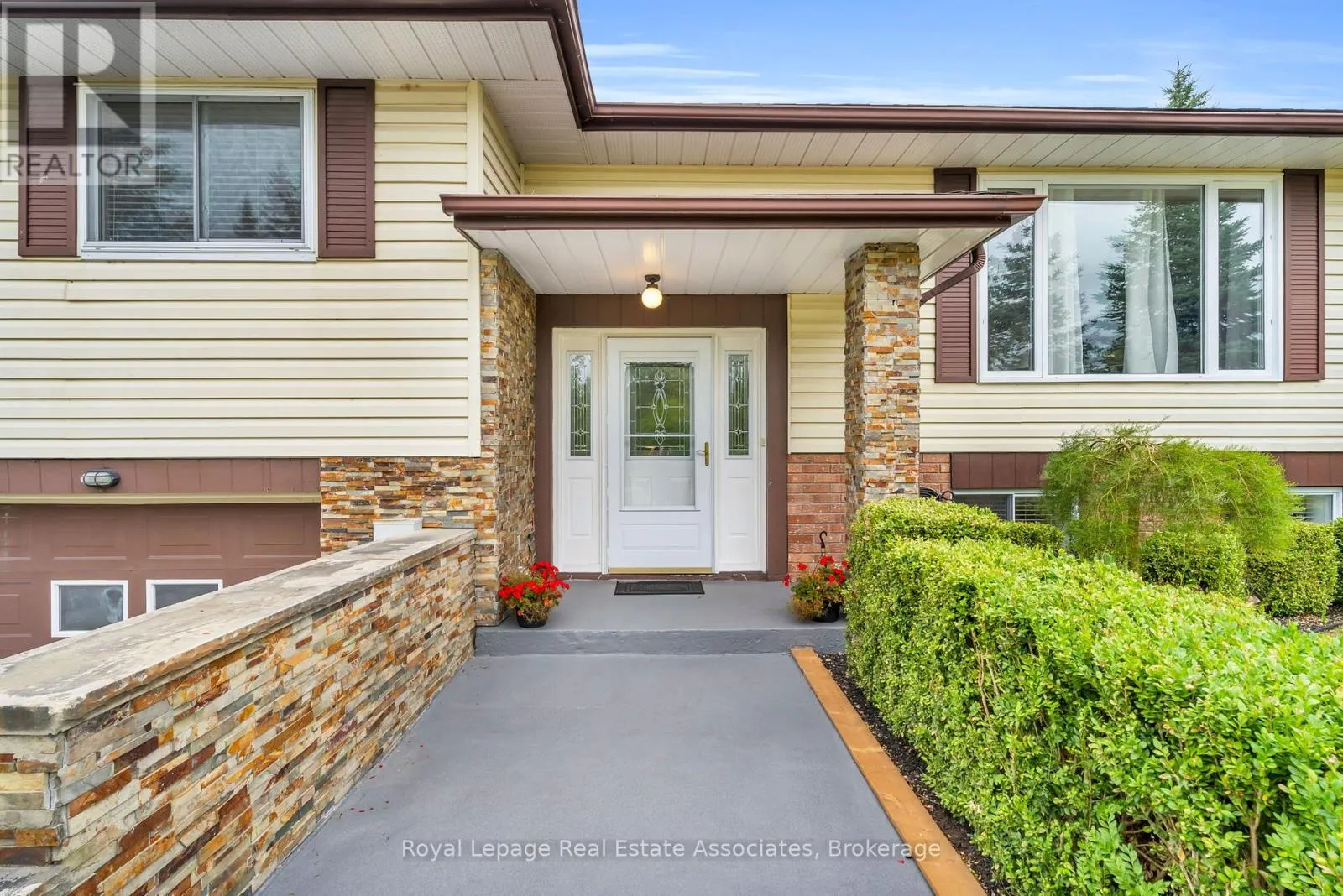 69 GEORGE AVENUE