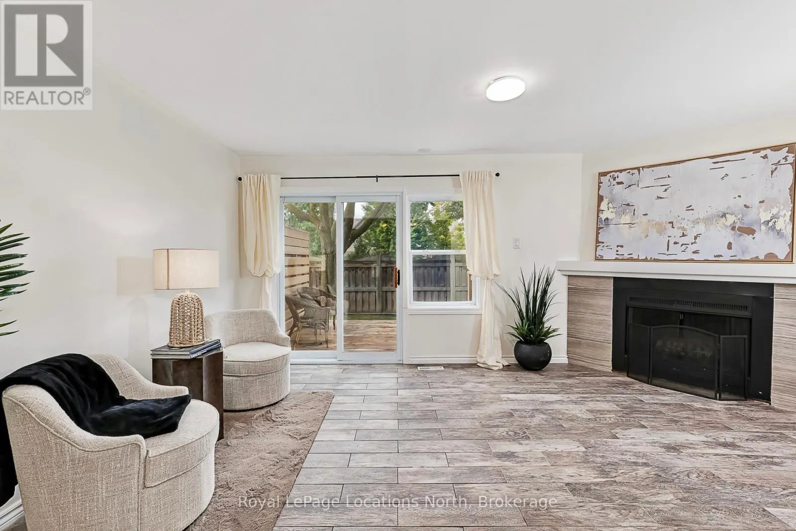 585 TENTH STREET
