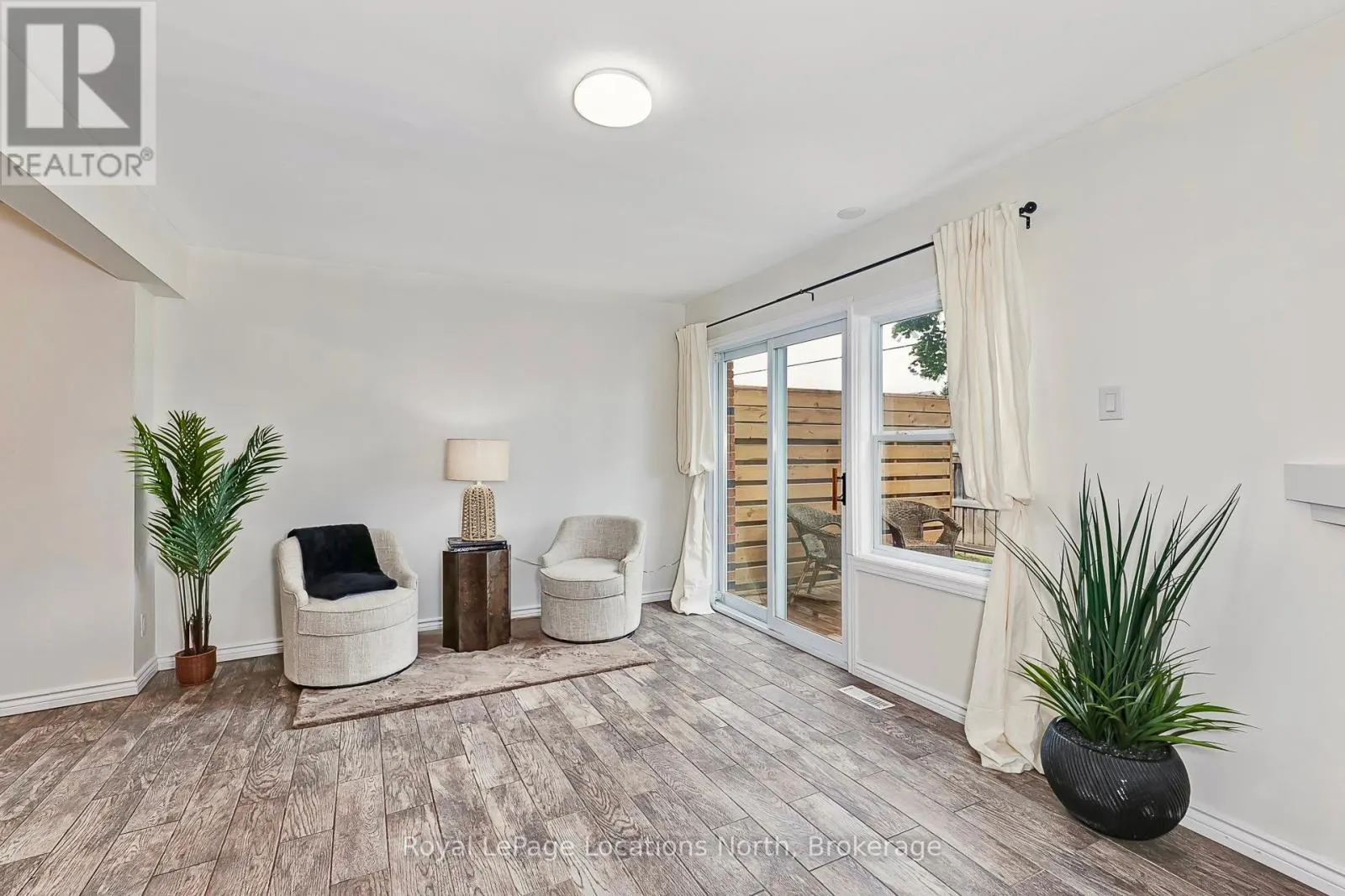 585 TENTH STREET