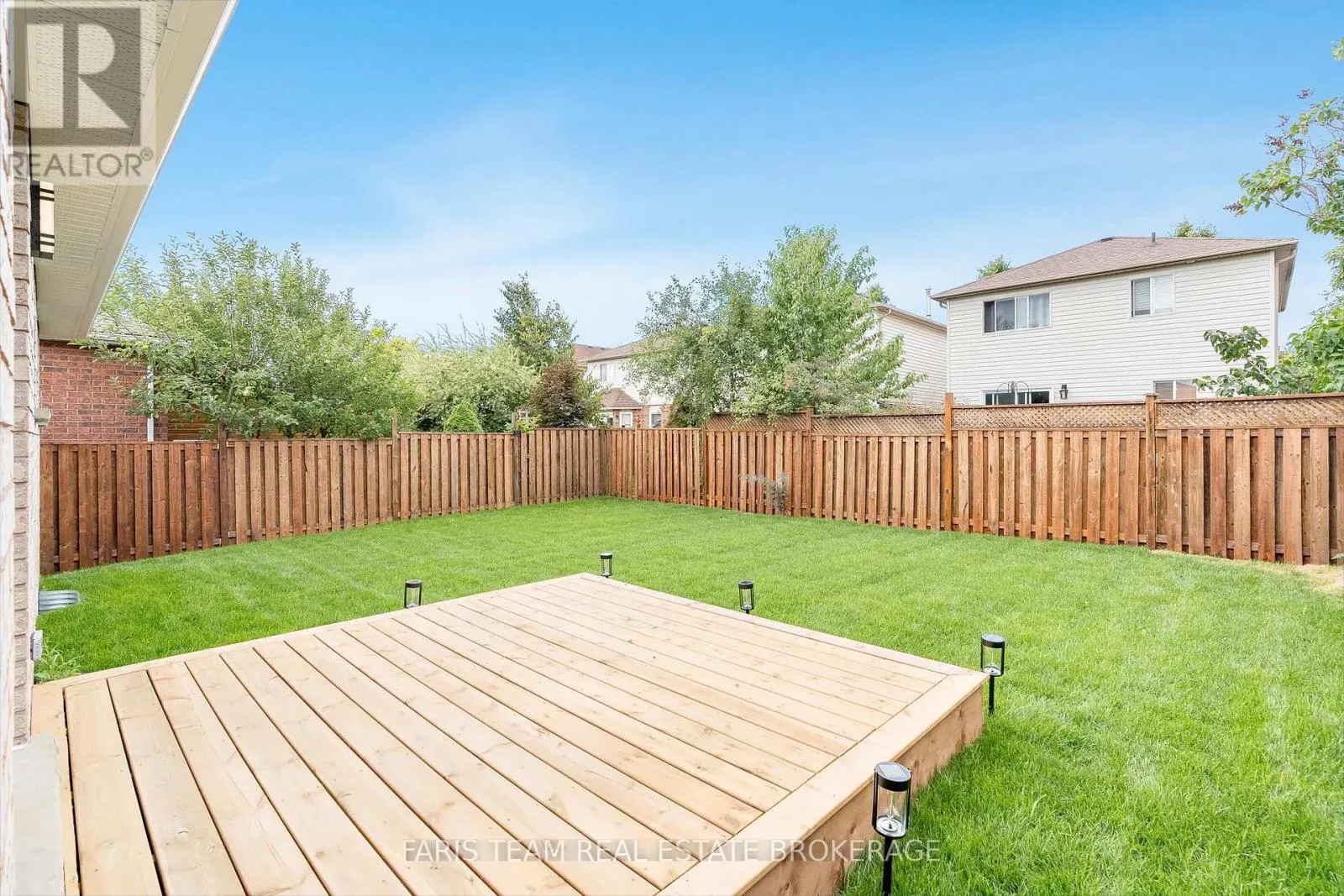 233 WESSENGER DRIVE