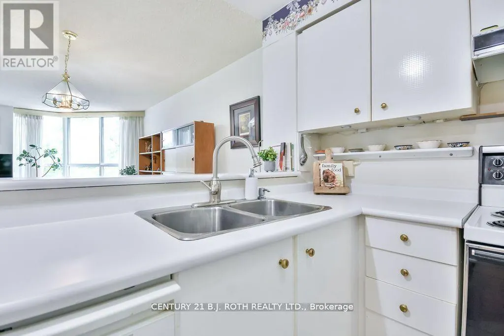 508 - 150 DUNLOP STREET E