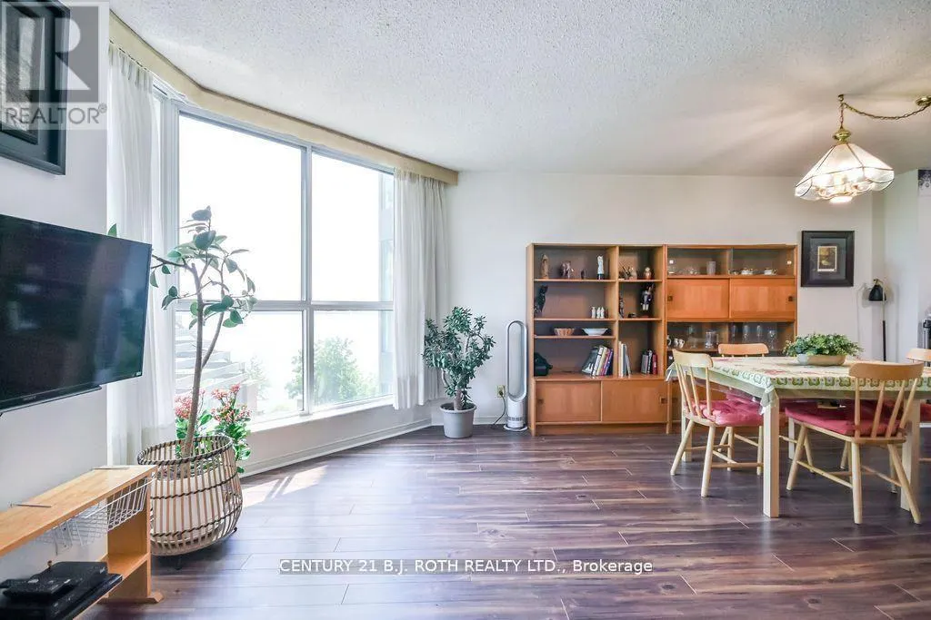 508 - 150 DUNLOP STREET E
