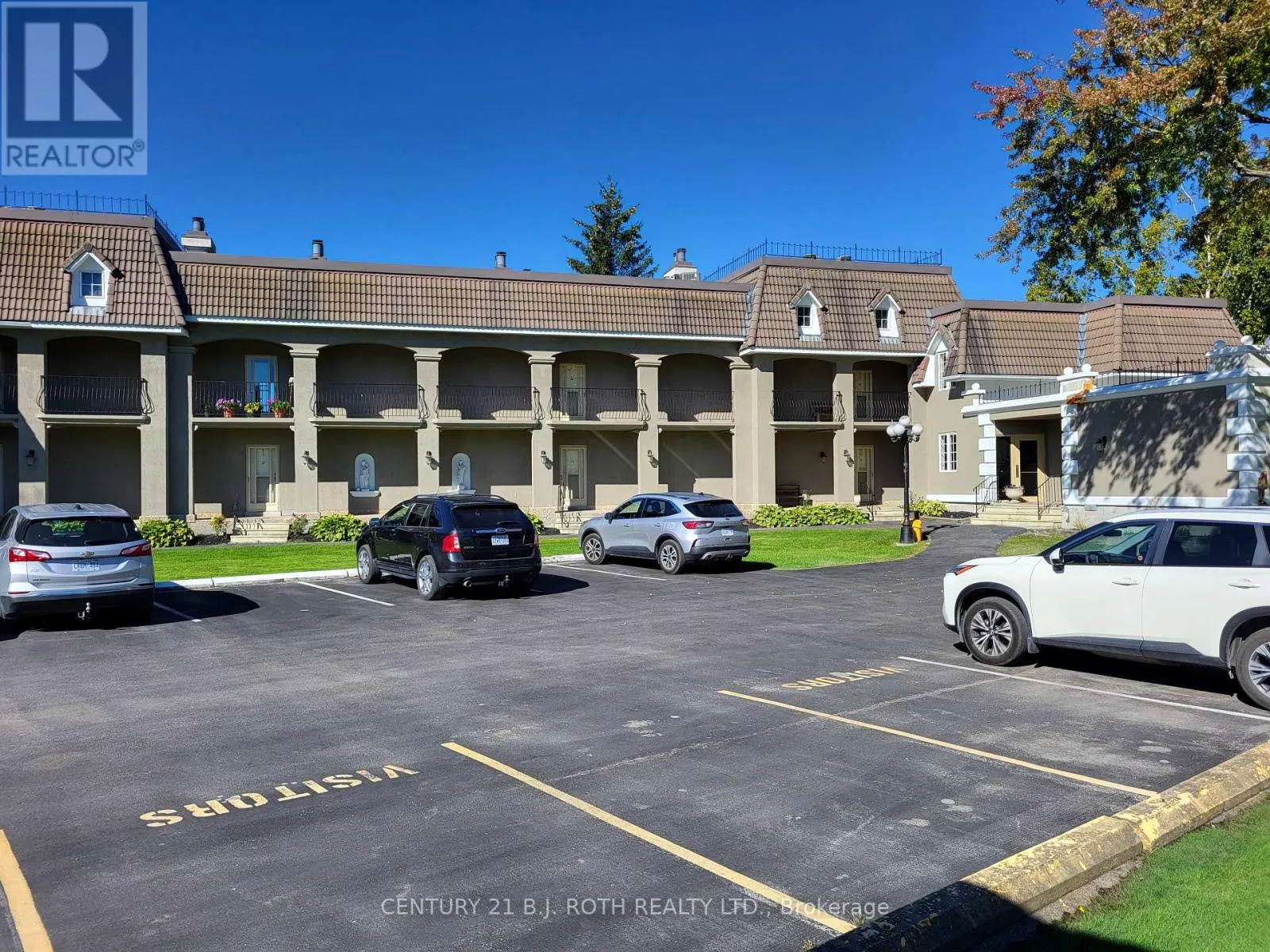 15 - 60 LAGUNA PARKWAY