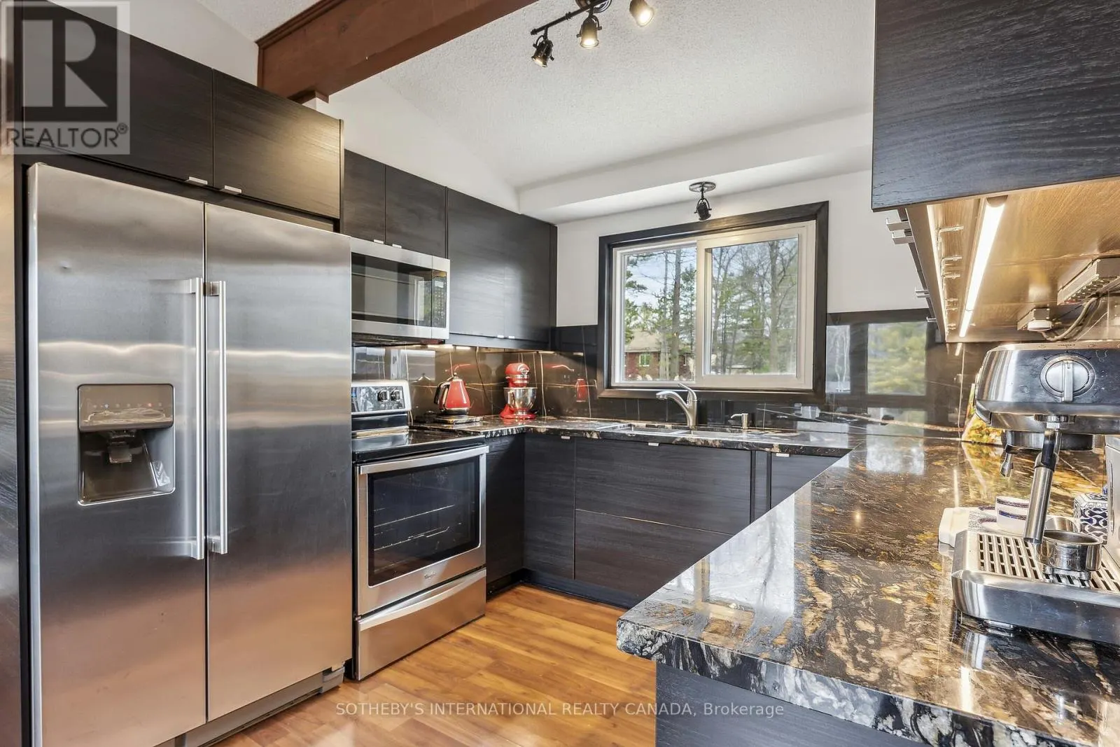 400 OXBOW PARK DRIVE