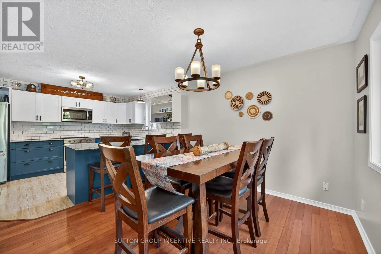 1084 HARBOURVIEW DRIVE