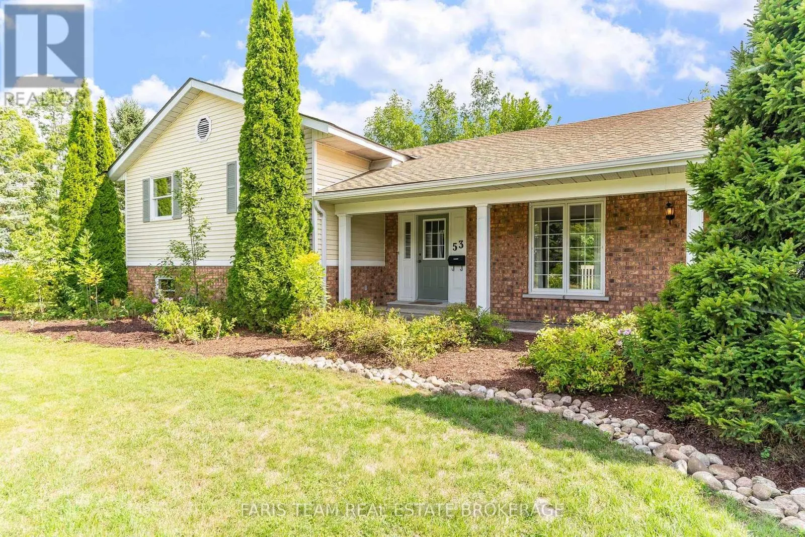 53 MAPLE DRIVE