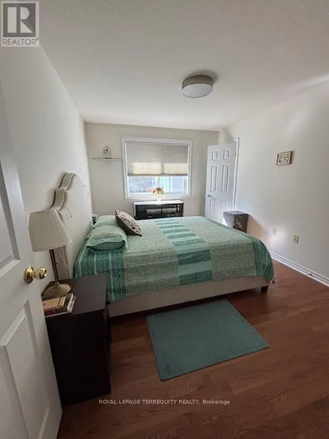 UPPER - 15 CAPILANO COURT
