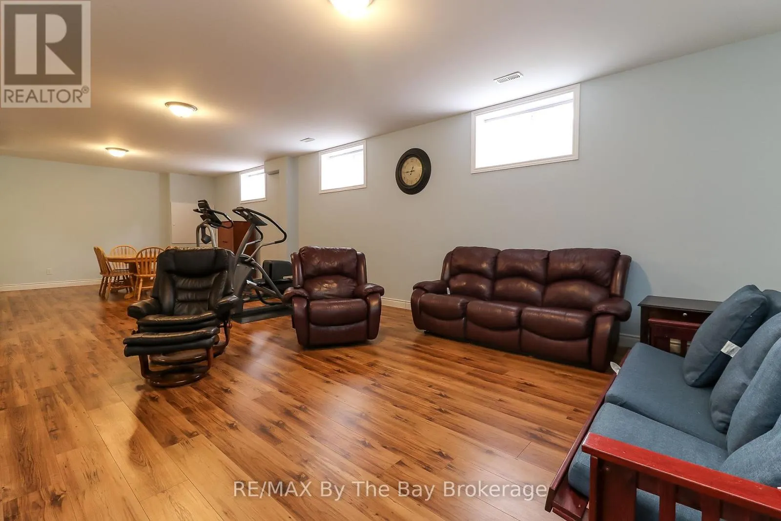 37 WESLEY AVENUE