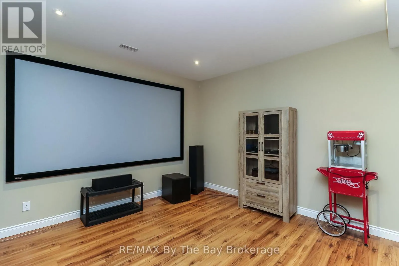 37 WESLEY AVENUE