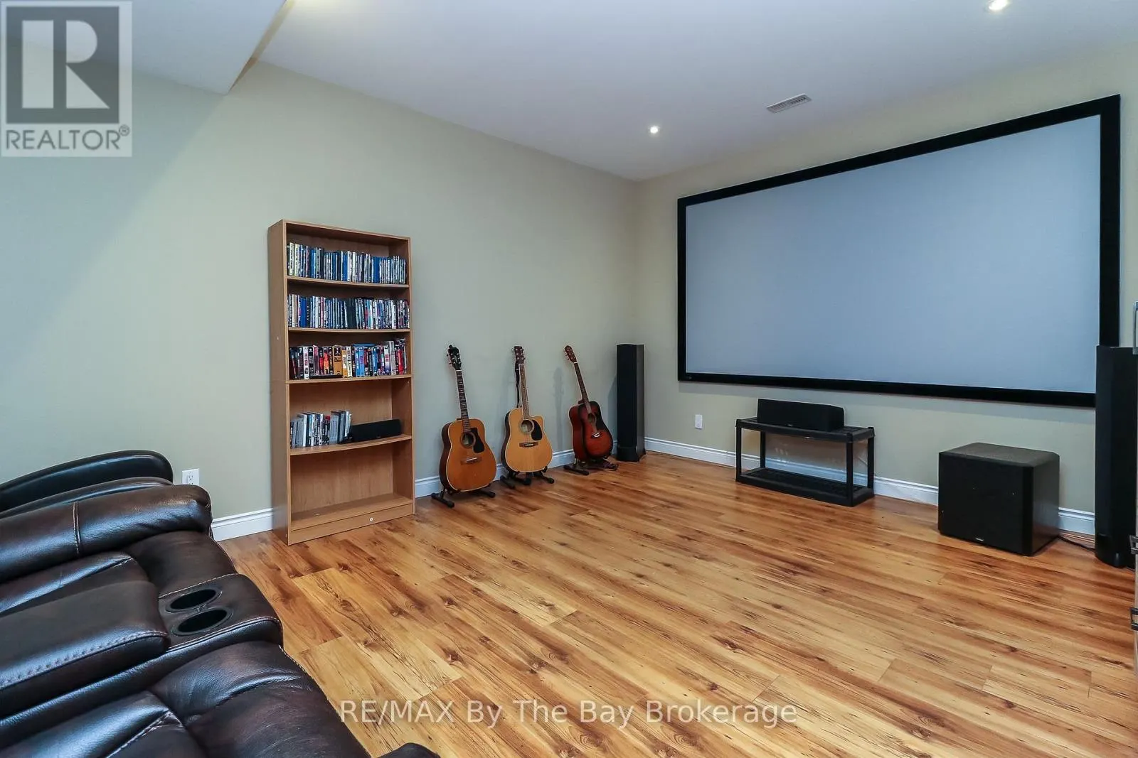 37 WESLEY AVENUE