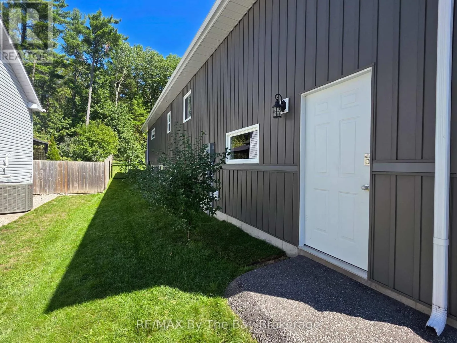 37 WESLEY AVENUE