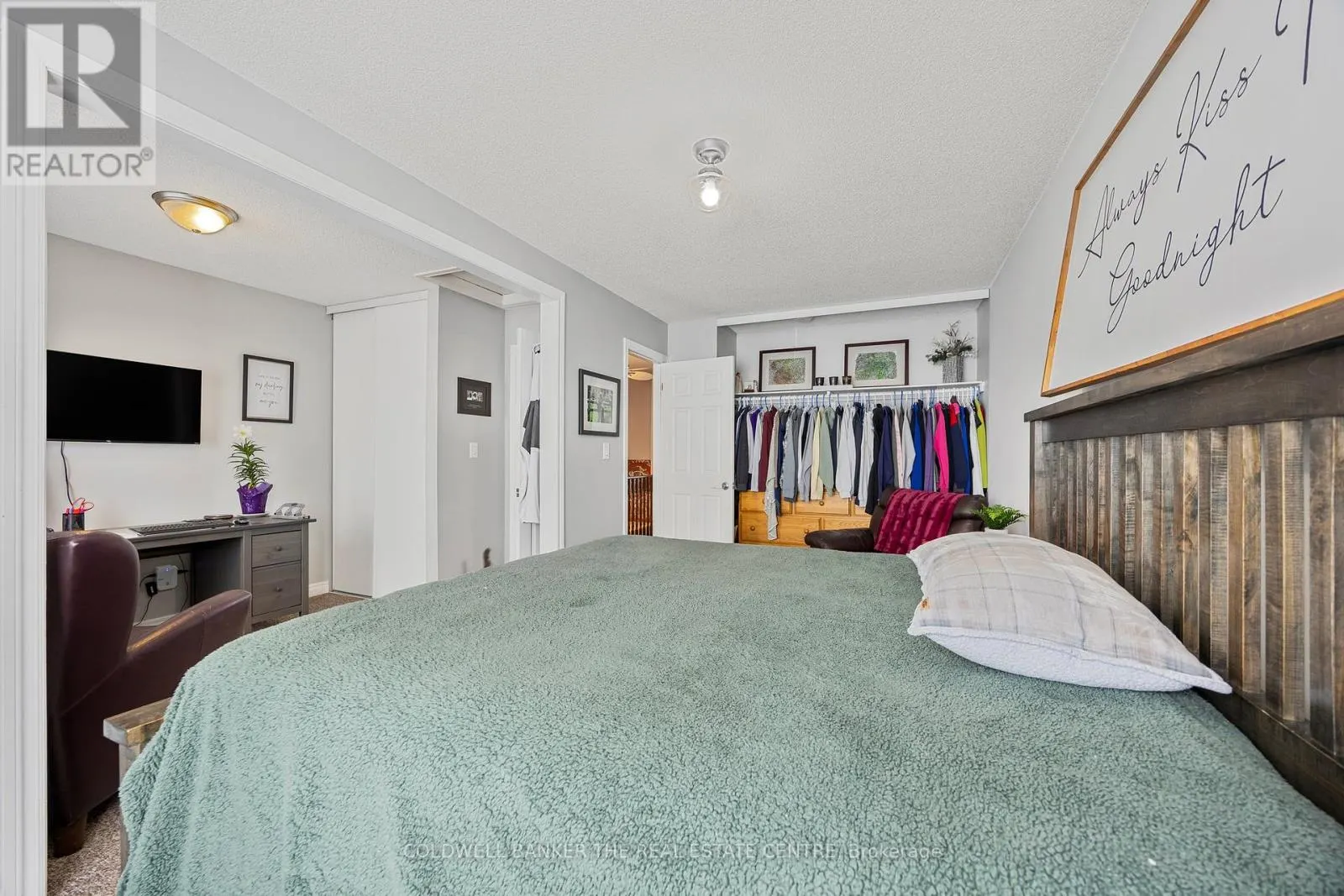10 - 234 CUNDLES ROAD E