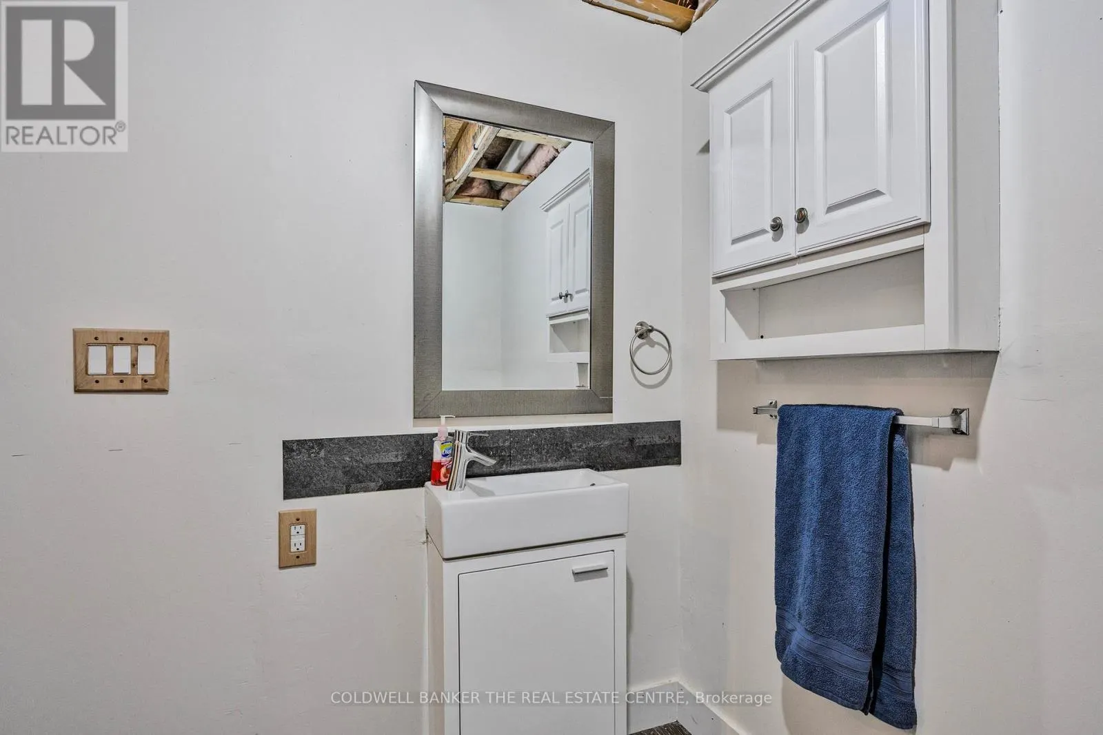 10 - 234 CUNDLES ROAD E