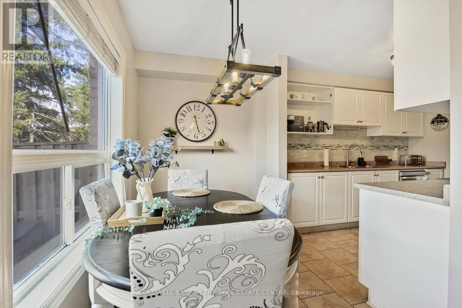 10 - 234 CUNDLES ROAD E