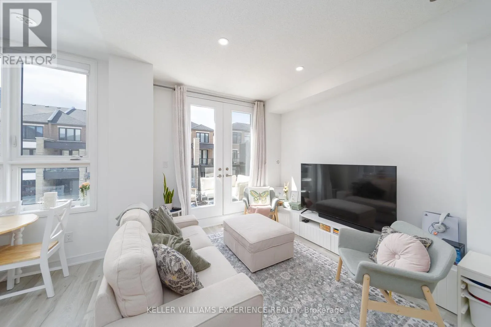 22 RED MAPLE LANE