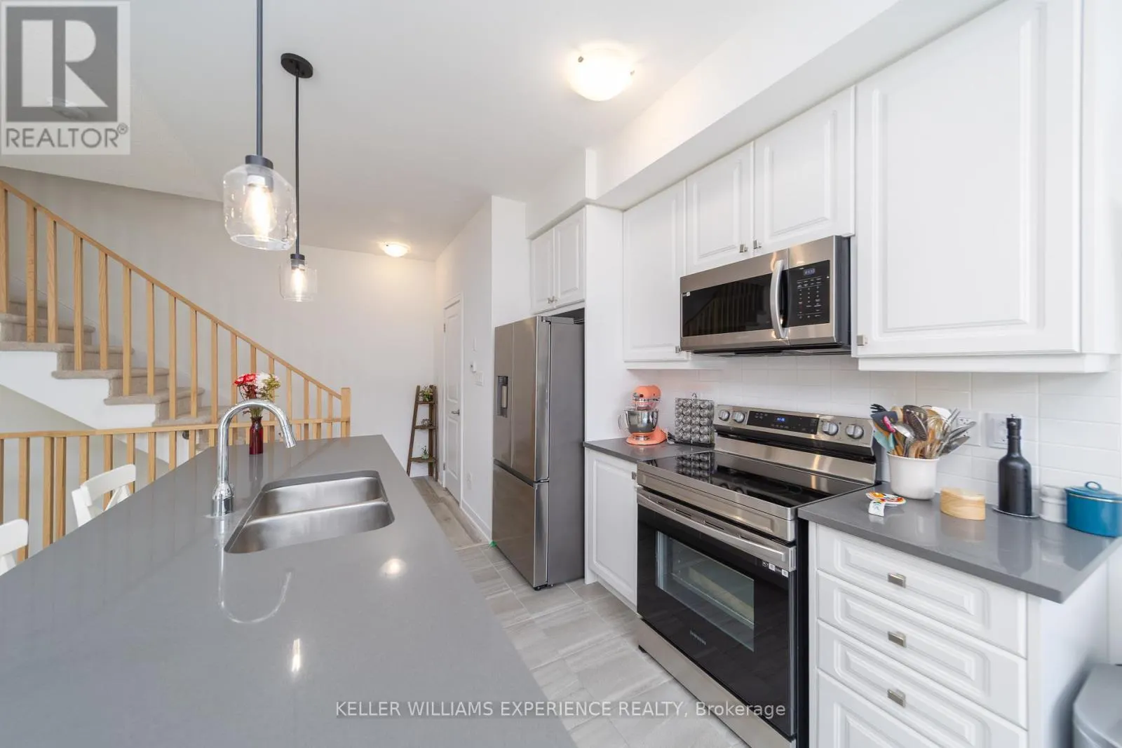 22 RED MAPLE LANE