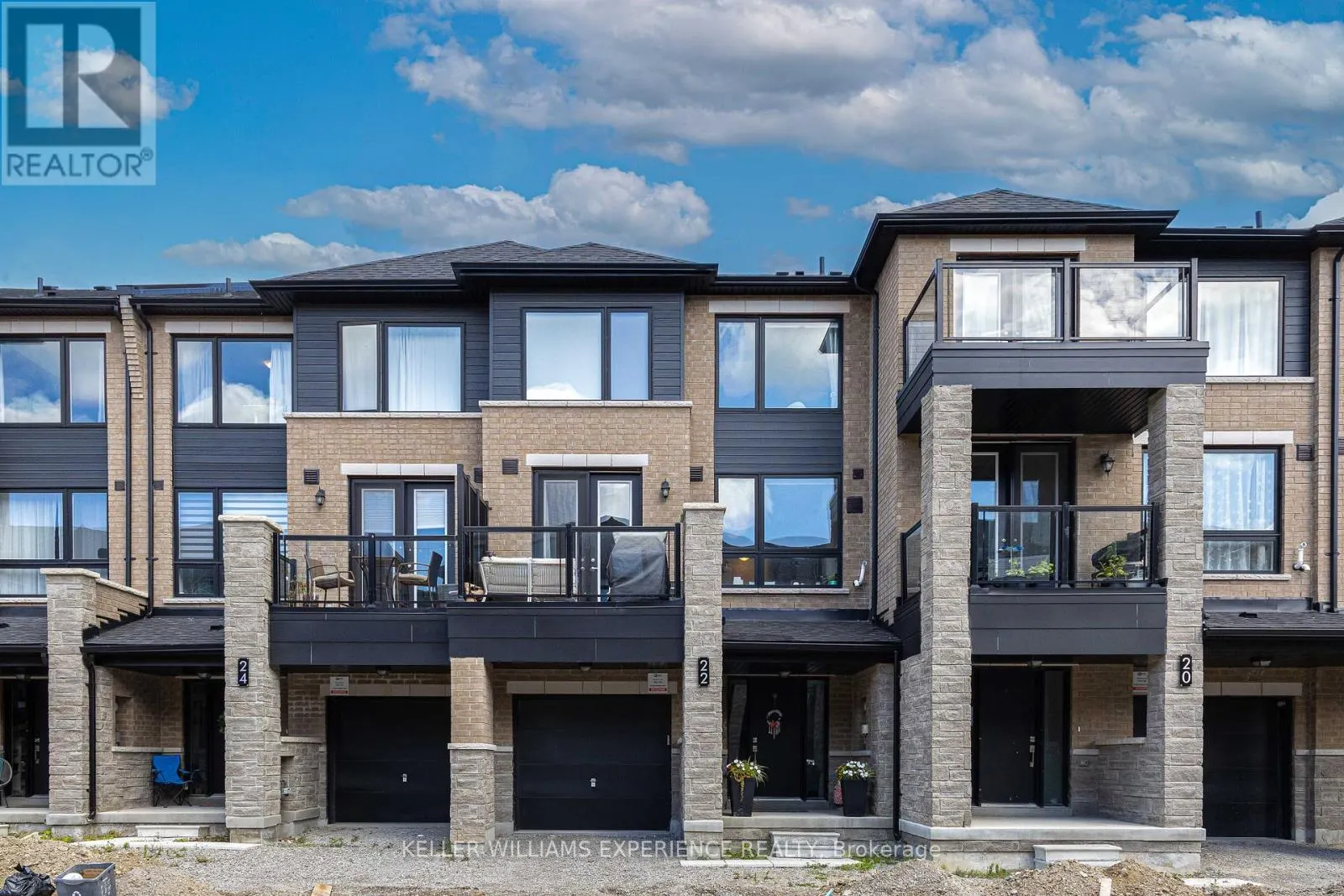 22 RED MAPLE LANE