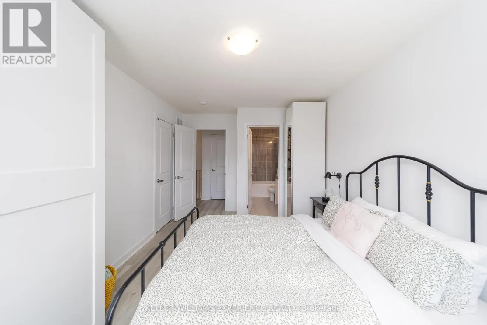 22 RED MAPLE LANE