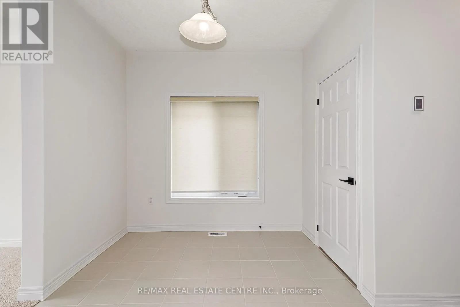 15 SHIPLEY AVENUE W