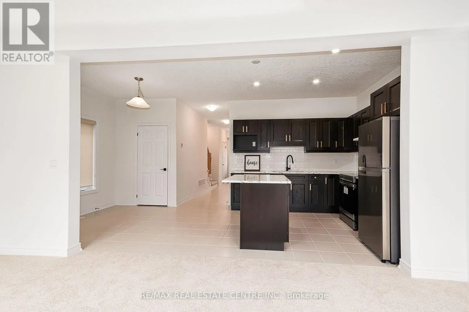 15 SHIPLEY AVENUE W