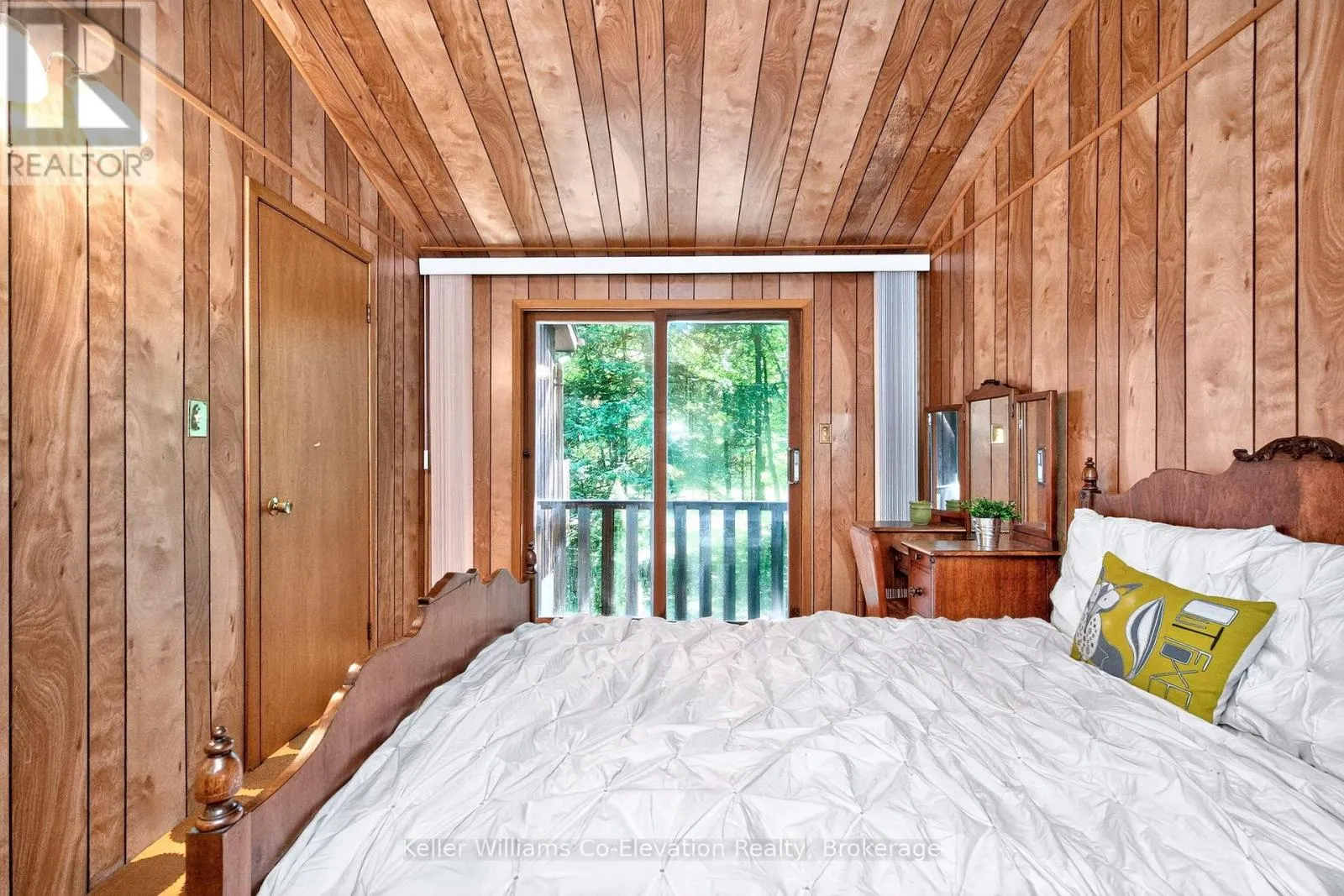 35 CROOKED CREEK CRESCENT