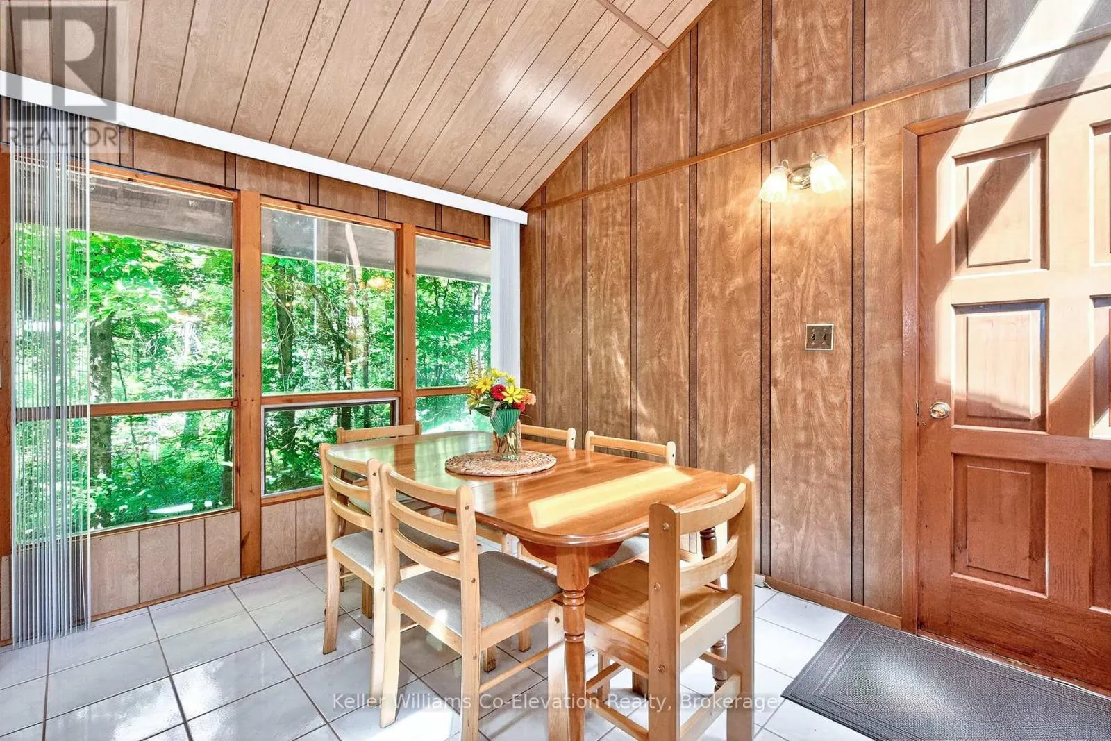 35 CROOKED CREEK CRESCENT