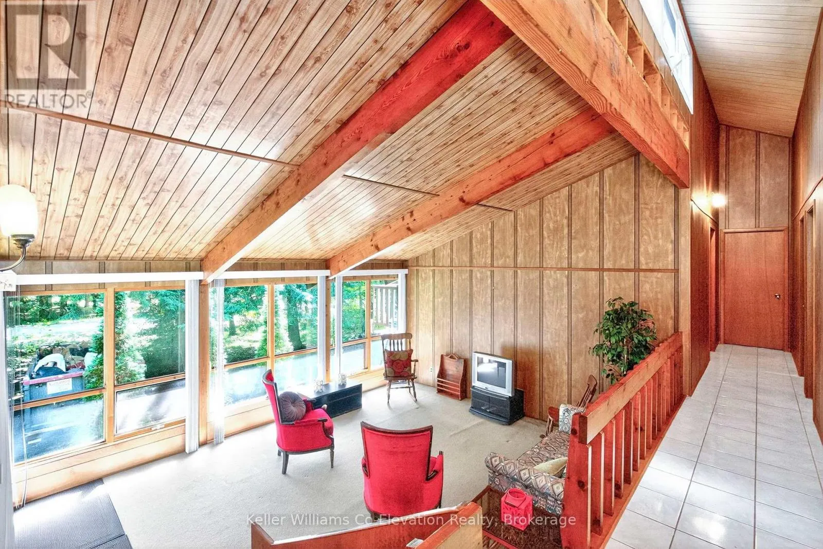 35 CROOKED CREEK CRESCENT