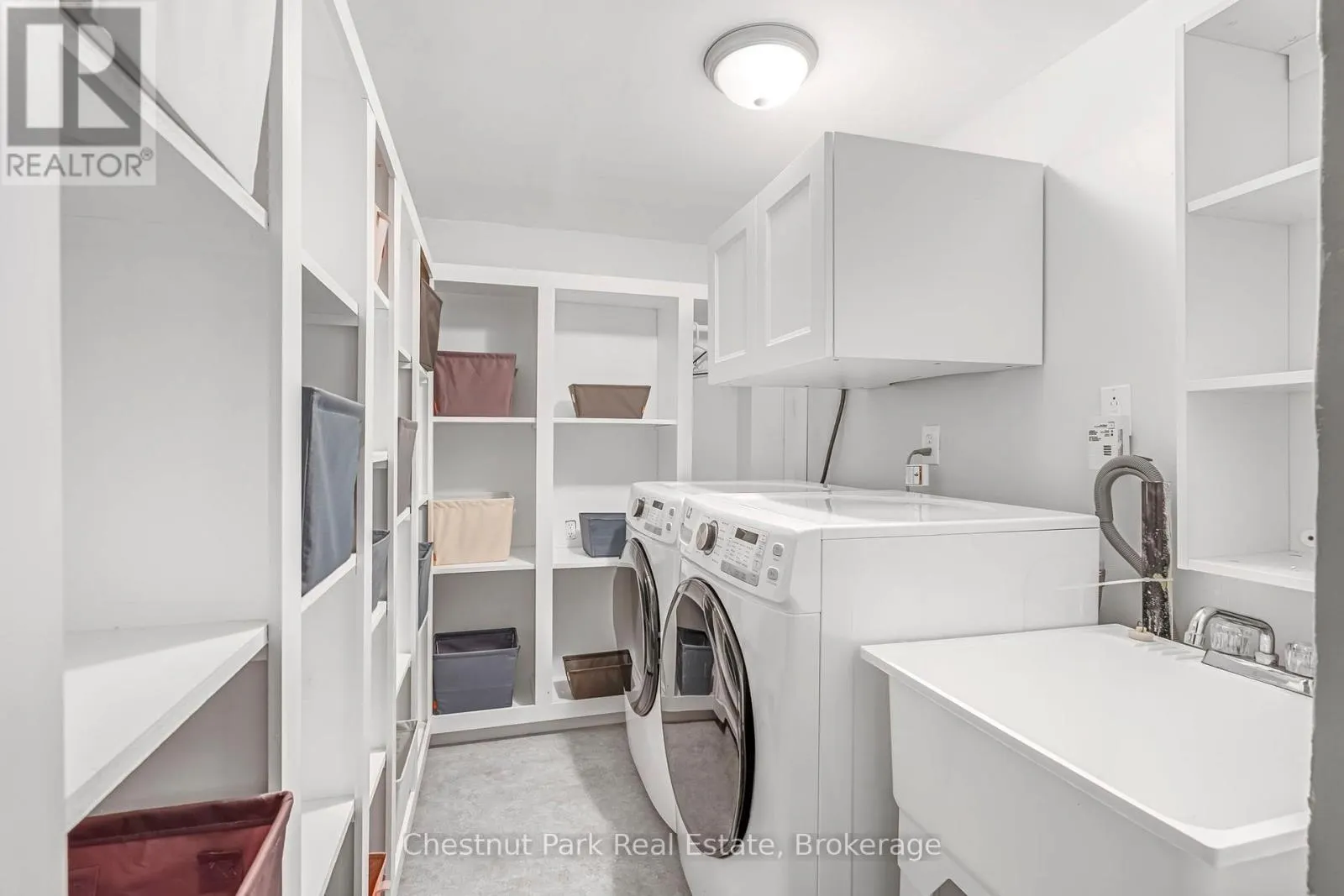 204 HICKLING TRAIL