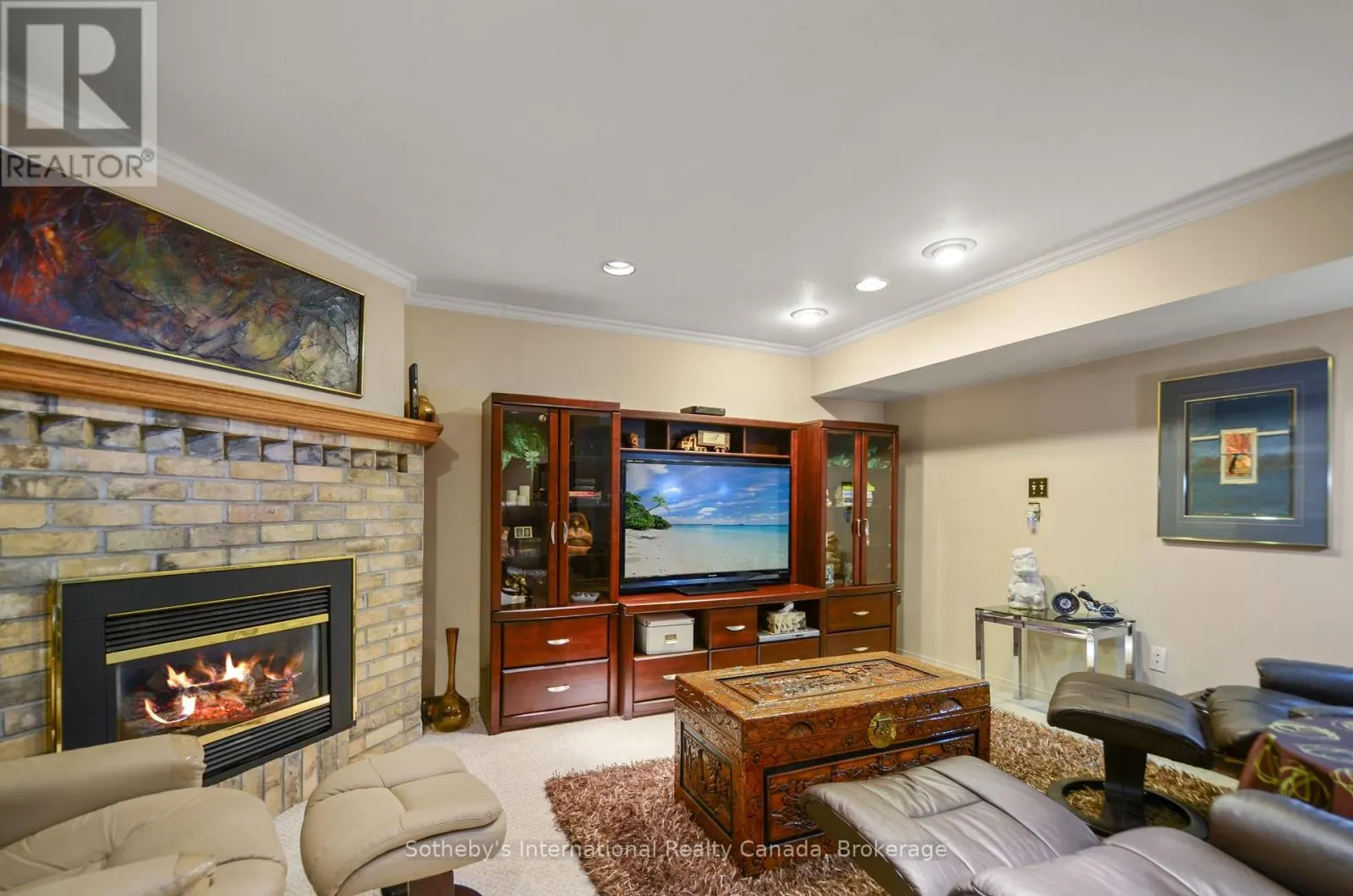5 - 1 OLIVE CRESCENT, #5