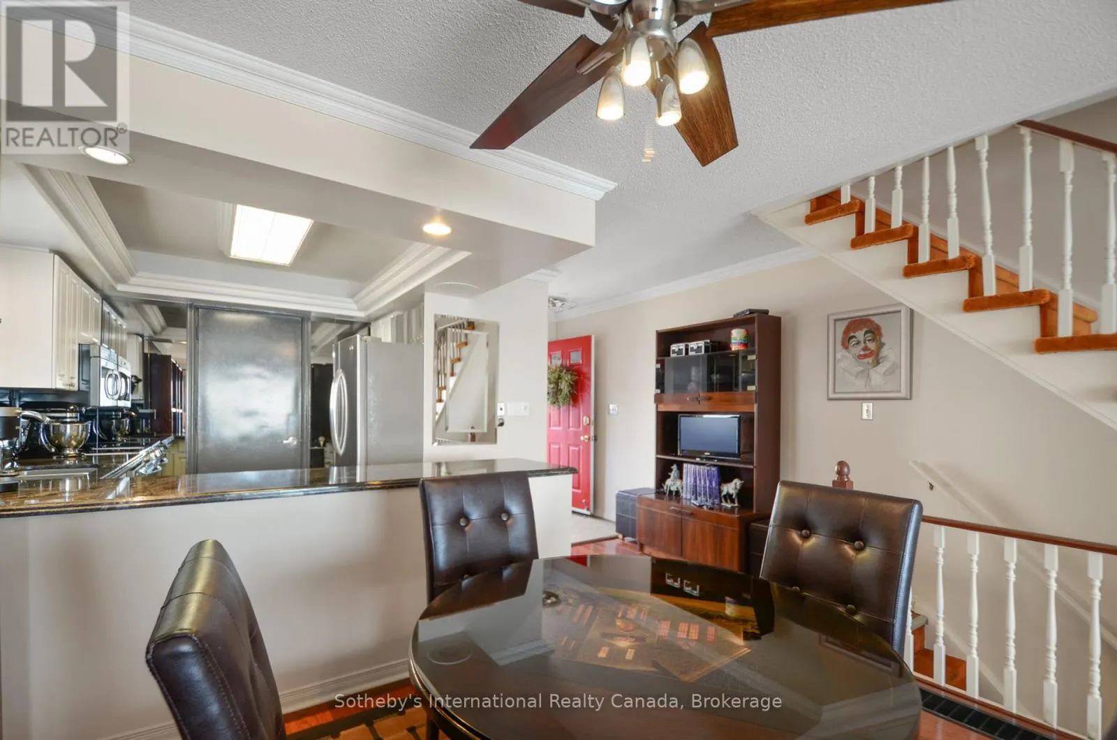 5 - 1 OLIVE CRESCENT, #5