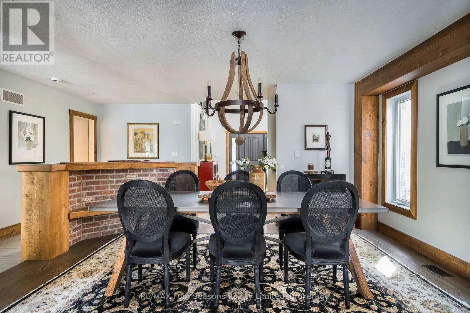 5 KAYLA CRESCENT N