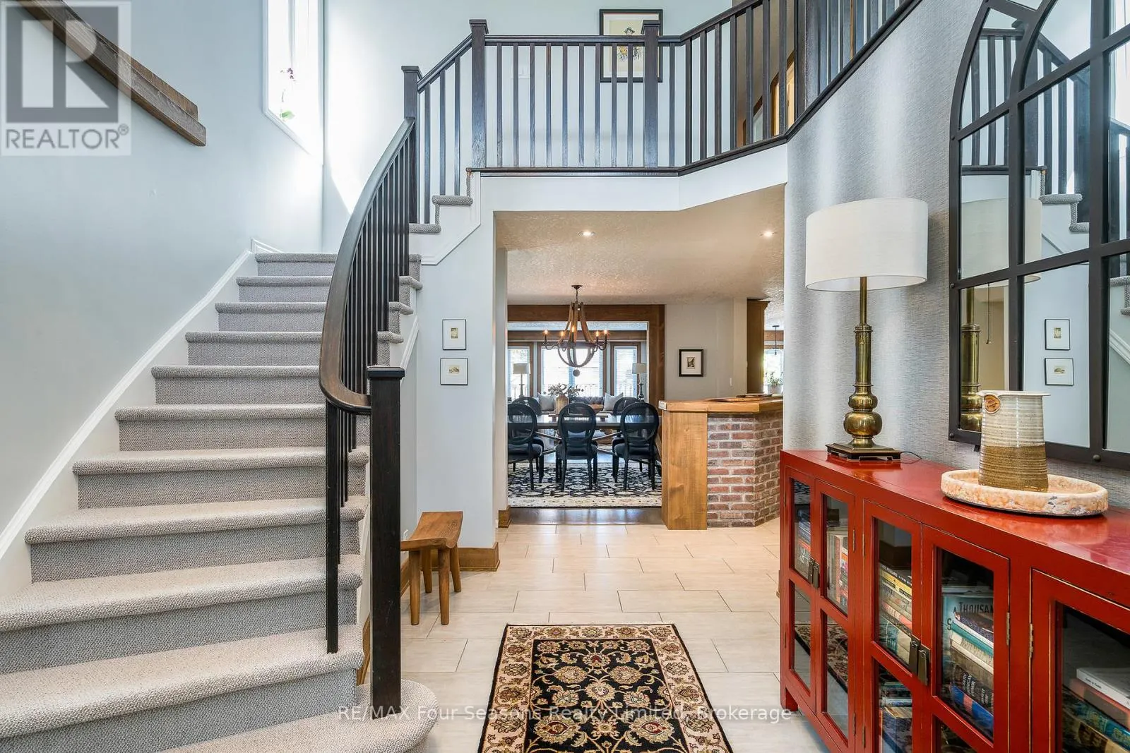 5 KAYLA CRESCENT N