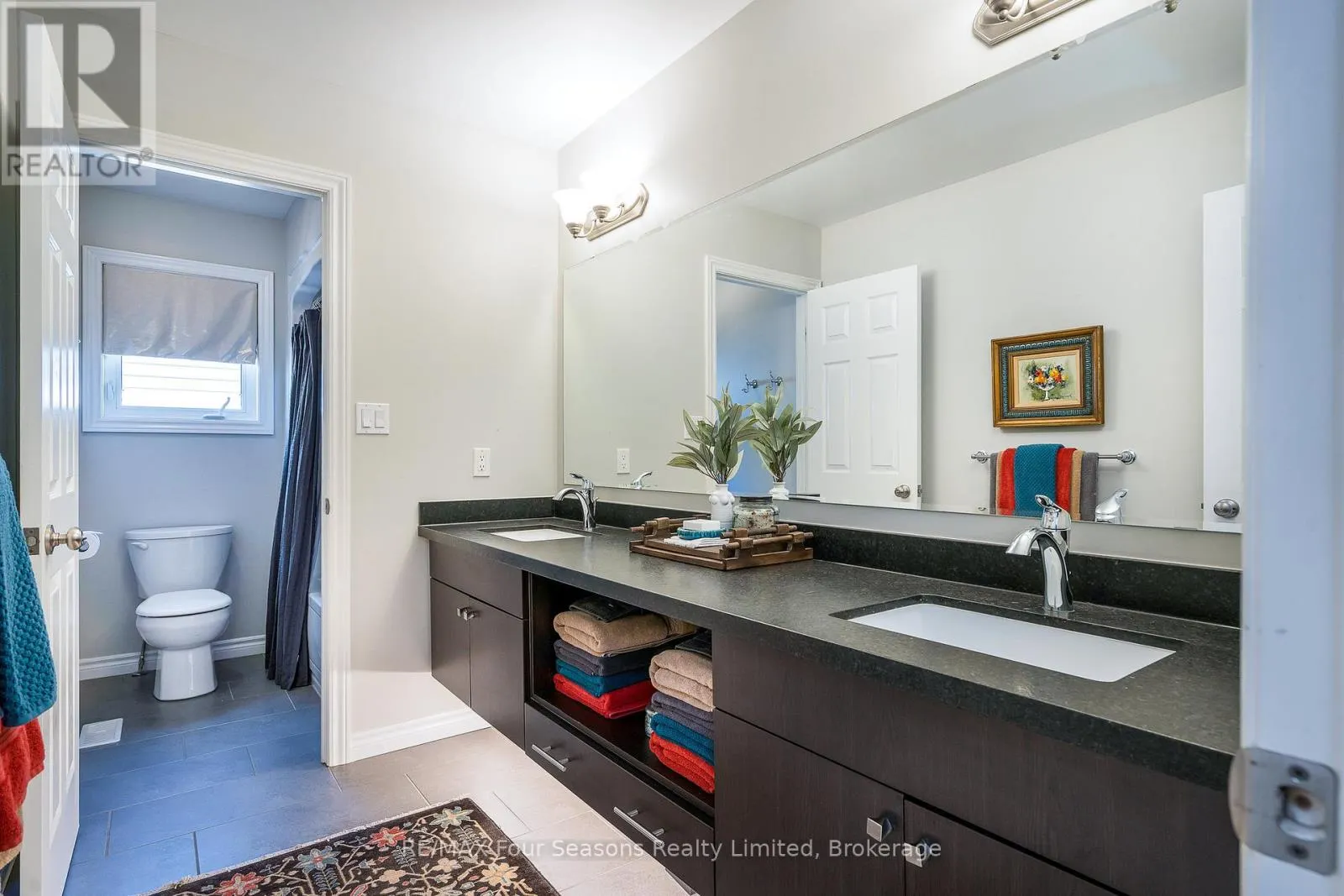 5 KAYLA CRESCENT N