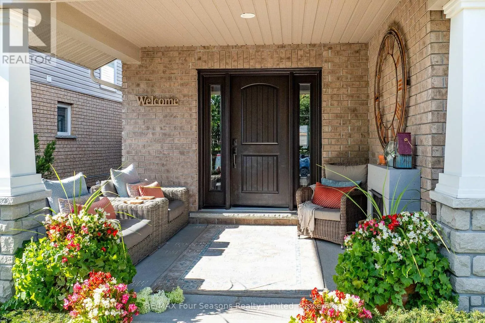 5 KAYLA CRESCENT N