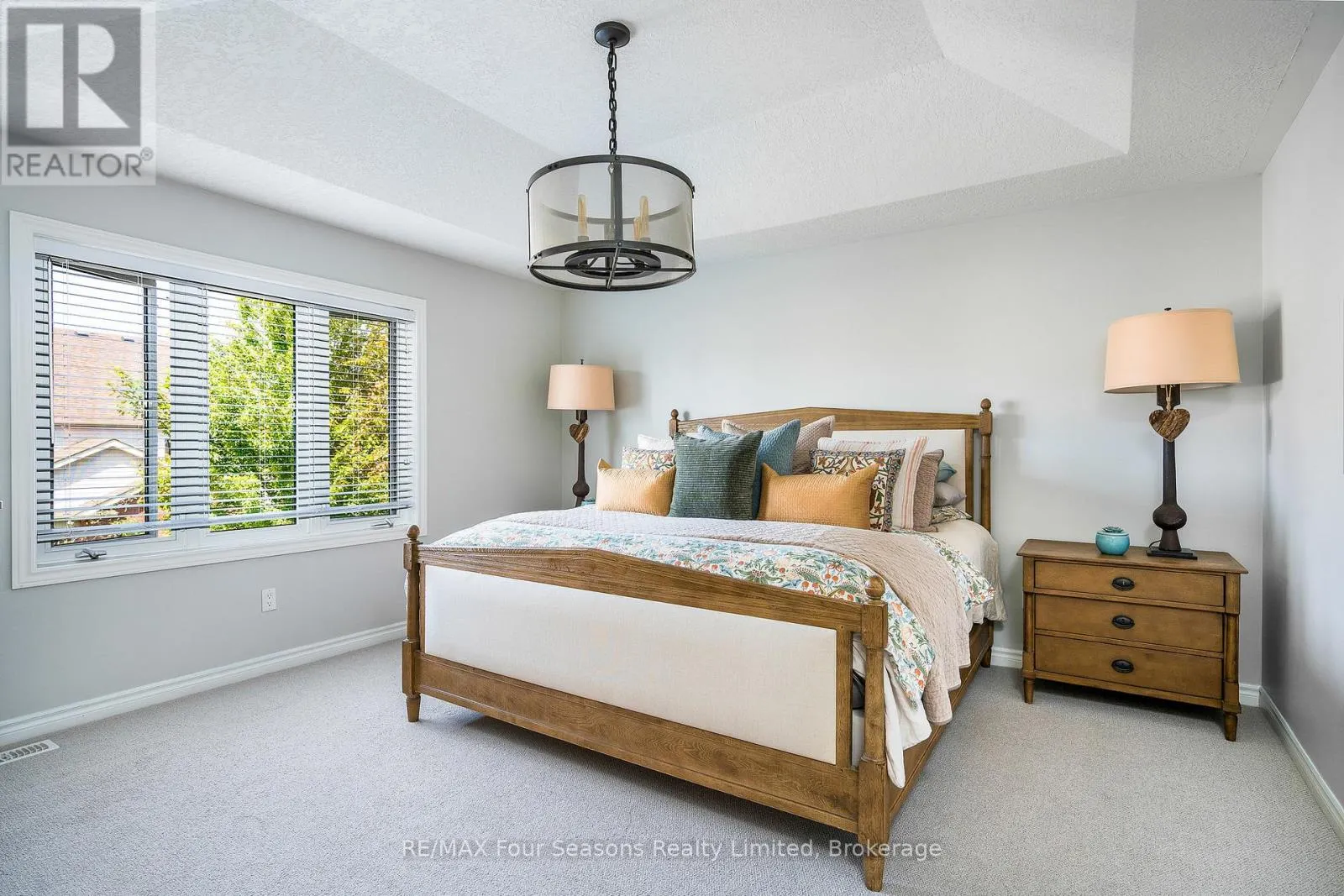 5 KAYLA CRESCENT N