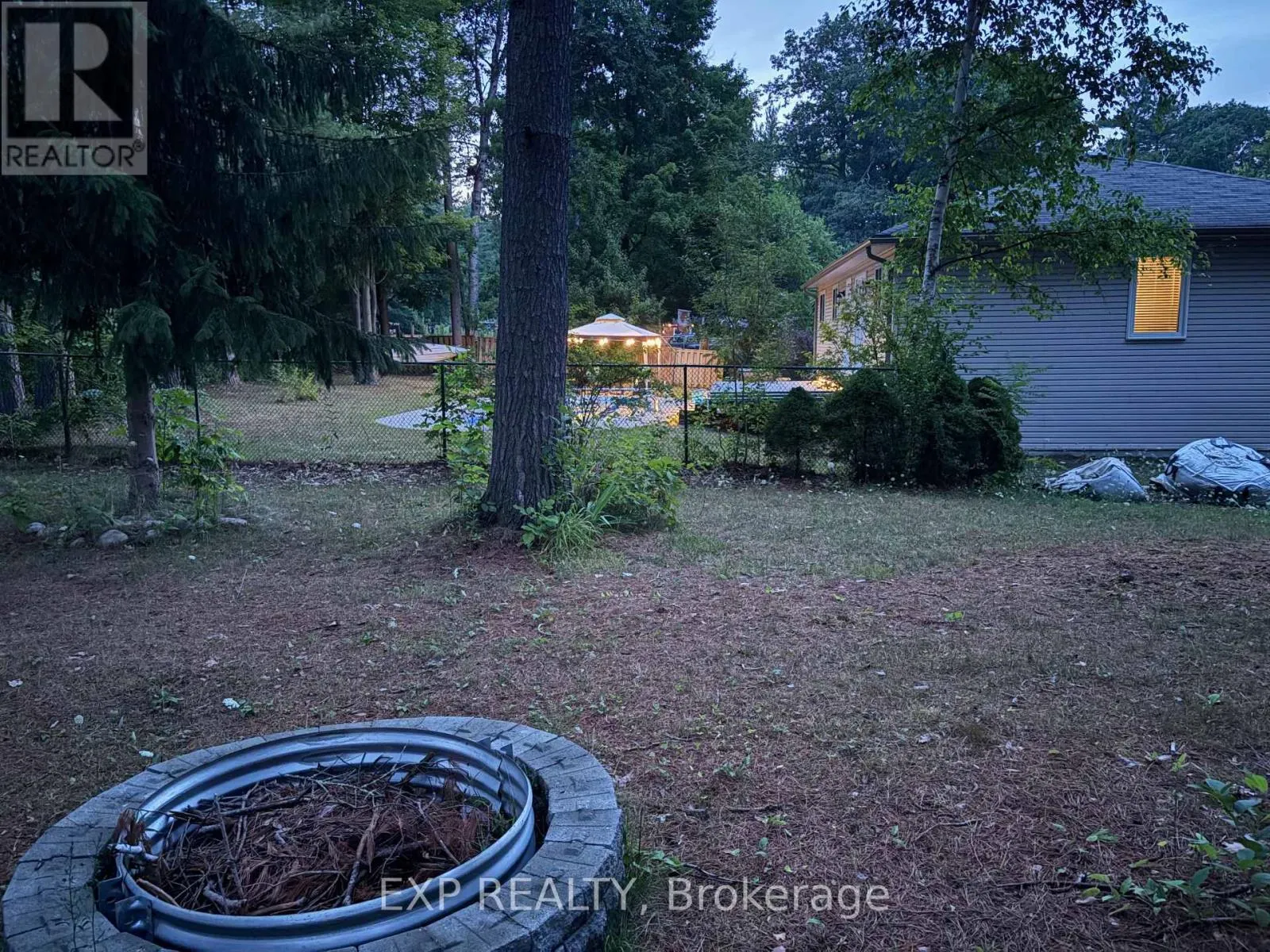 9 BIRDIE COURT