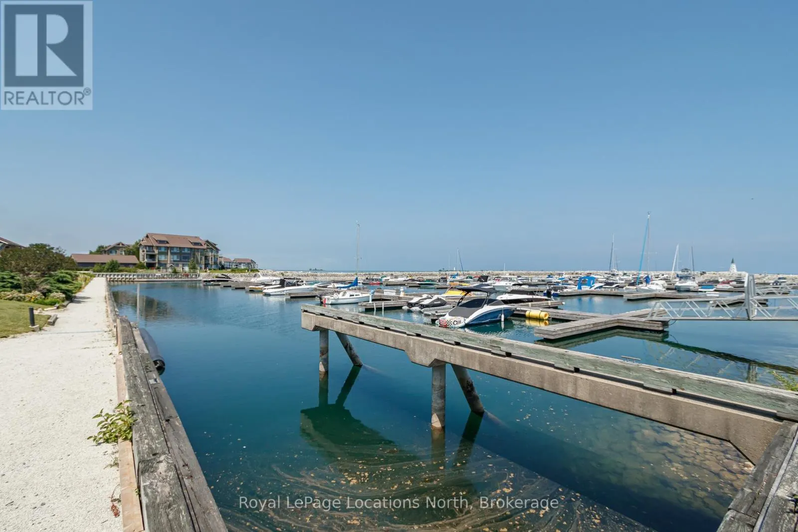417 MARINERS WAY