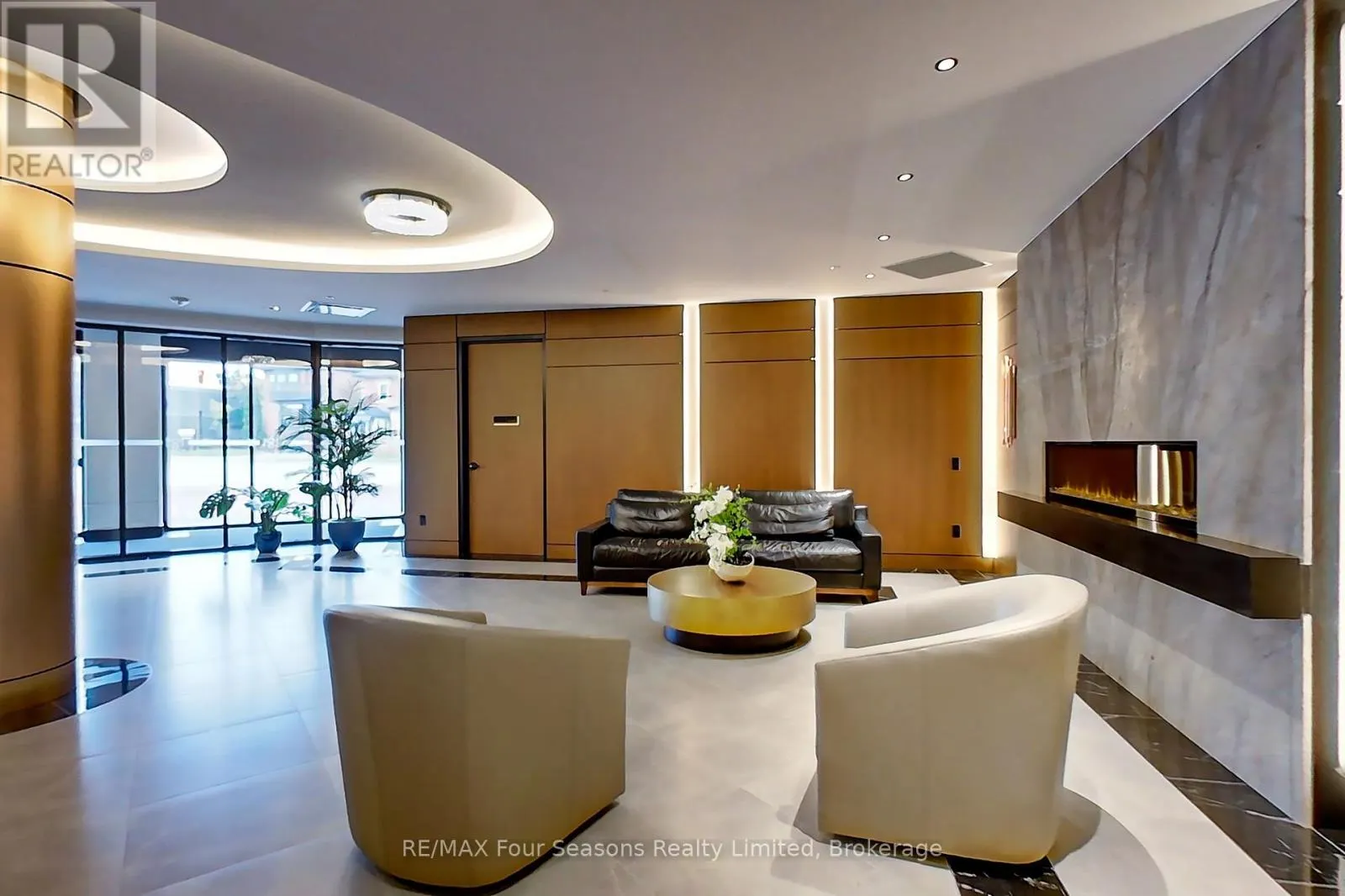402 - 1 HUME STREET, #402