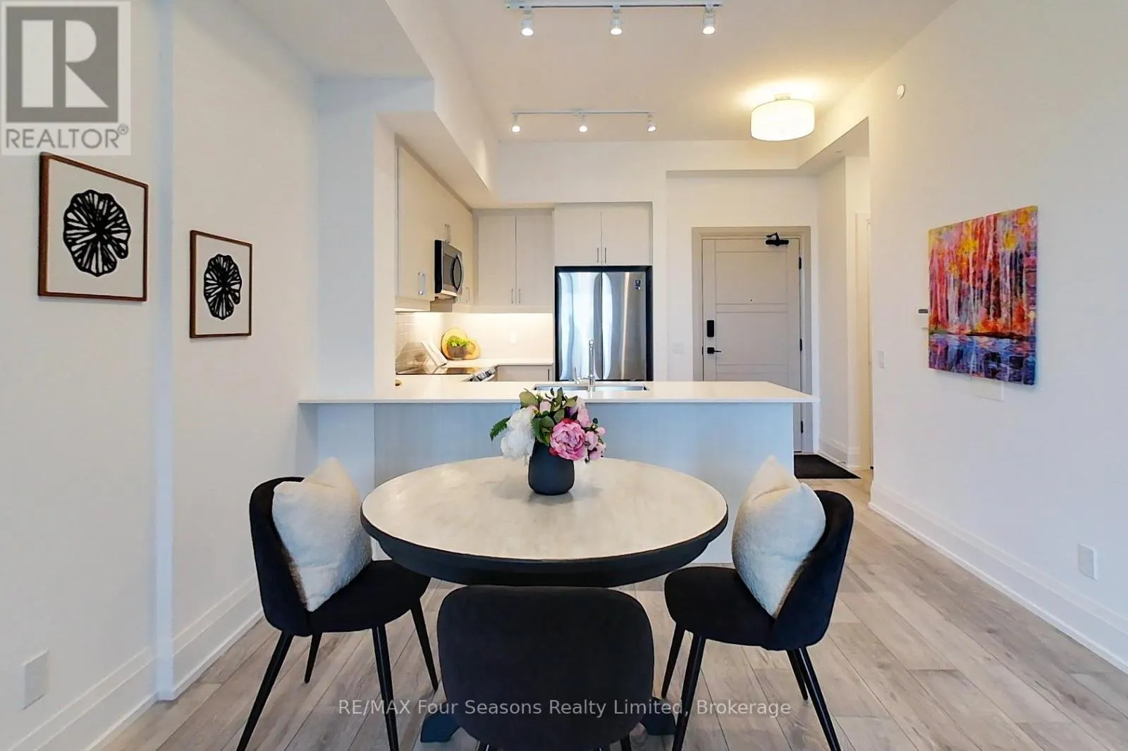 402 - 1 HUME STREET, #402