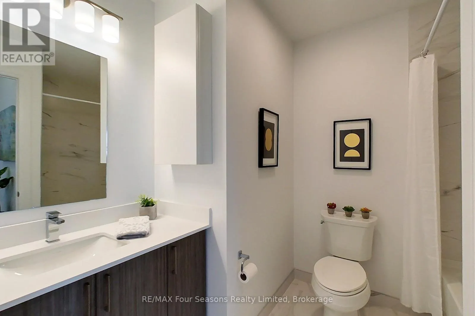 402 - 1 HUME STREET, #402