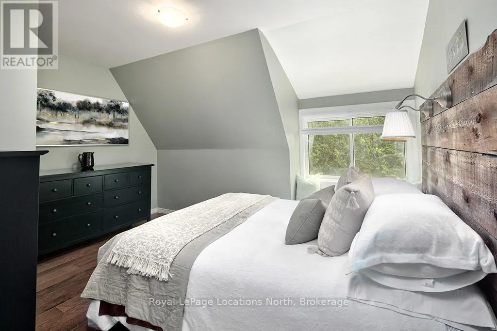10 - 134 ESCARPMENT CRESCENT, #10