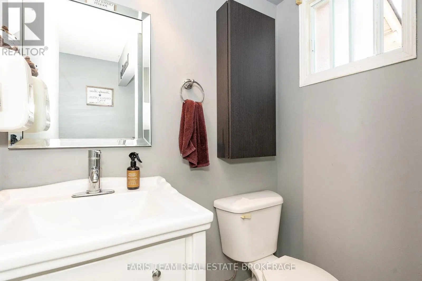 72 LIVINGSTONE STREET W
