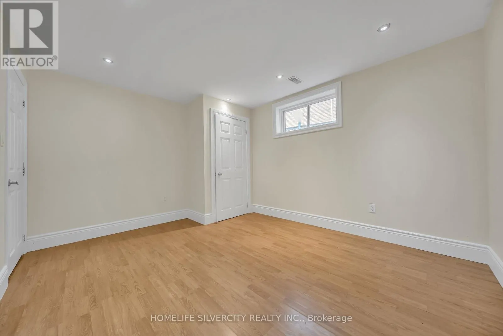 17 SYDENHAM WELLS ROAD
