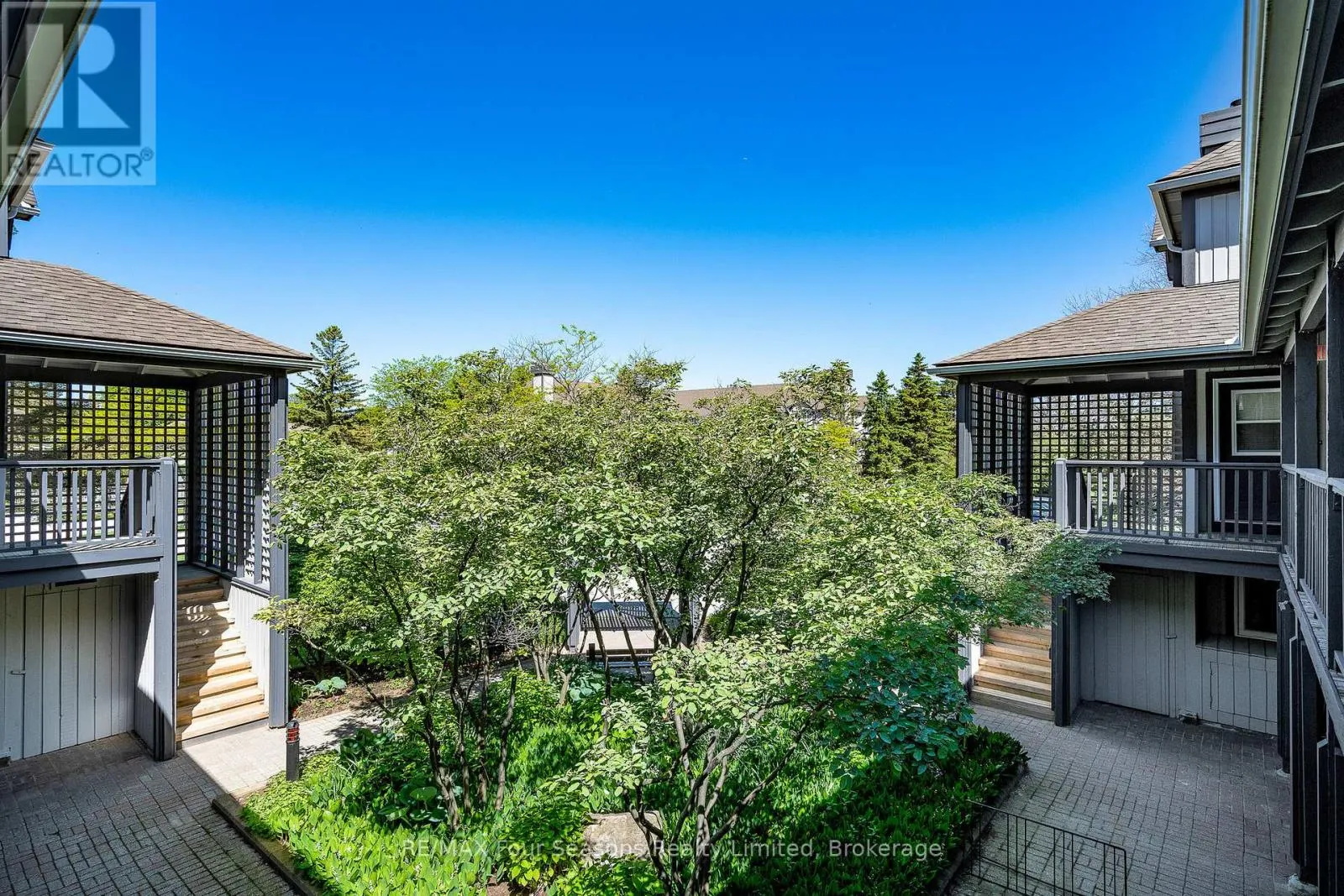 373 MARINERS WAY