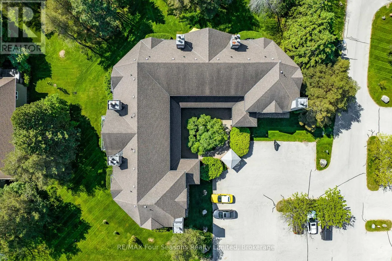 373 MARINERS WAY