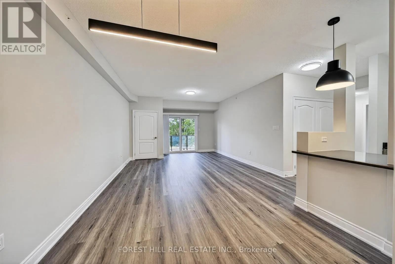 106 - 100 DEAN AVENUE