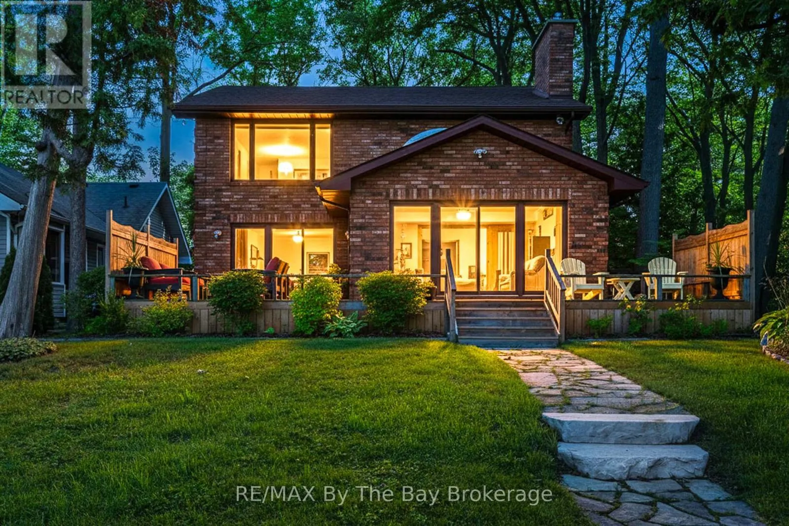38 WILLOW DRIVE