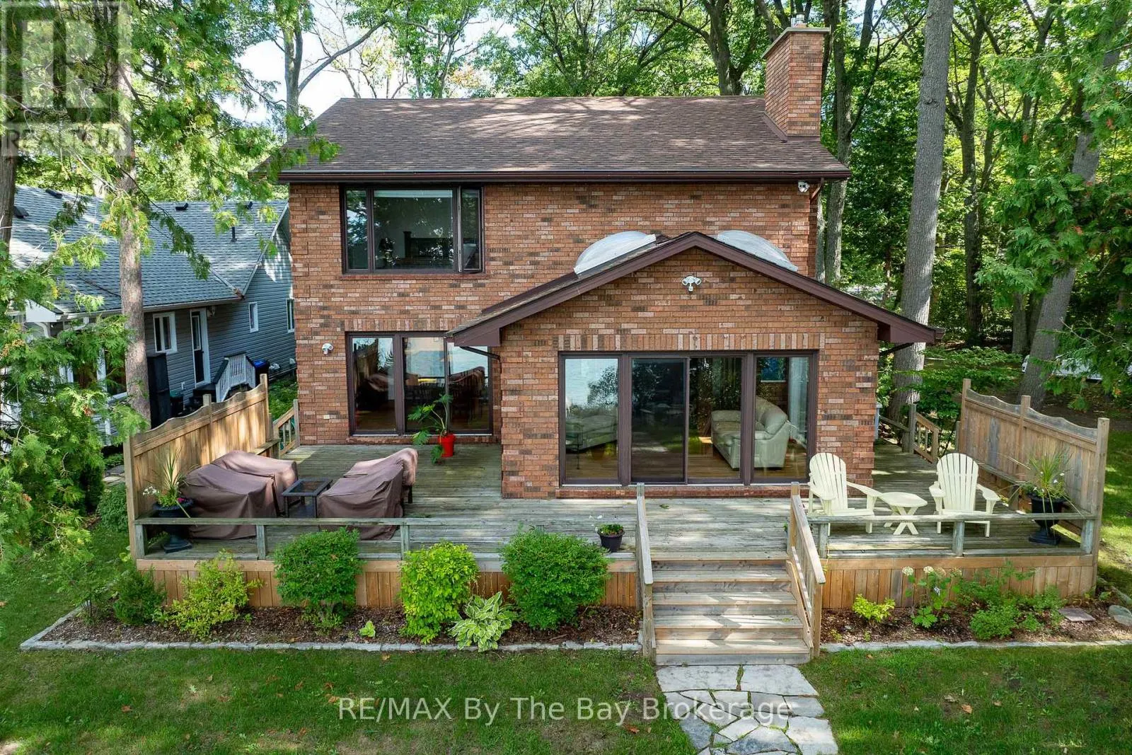 38 WILLOW DRIVE