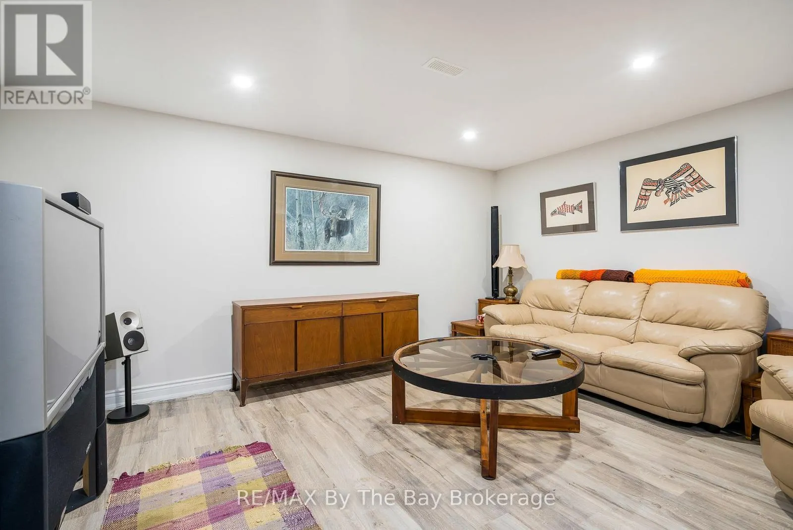 38 WILLOW DRIVE